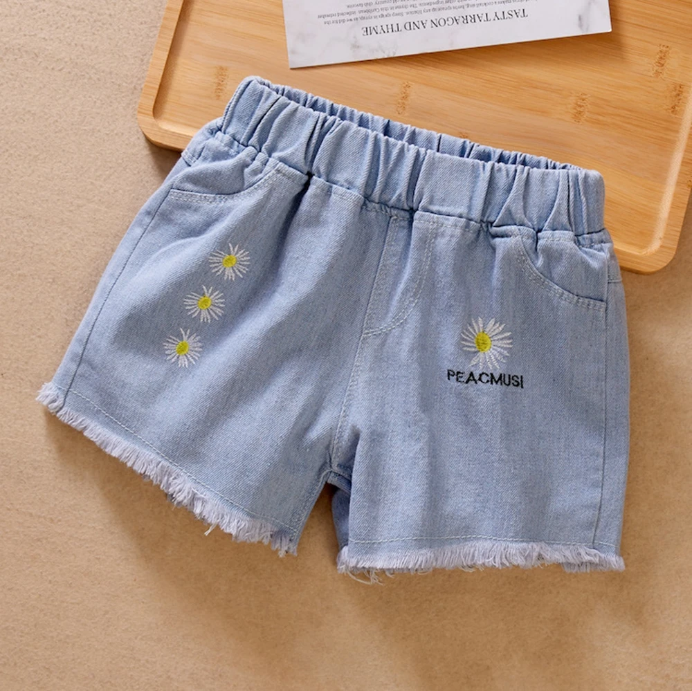 New Style Love Heart Baby Girls Jeans Shorts 2026 Summer Girl Short Pants for Kids Ripped Jeans for Children Denim Shorts
