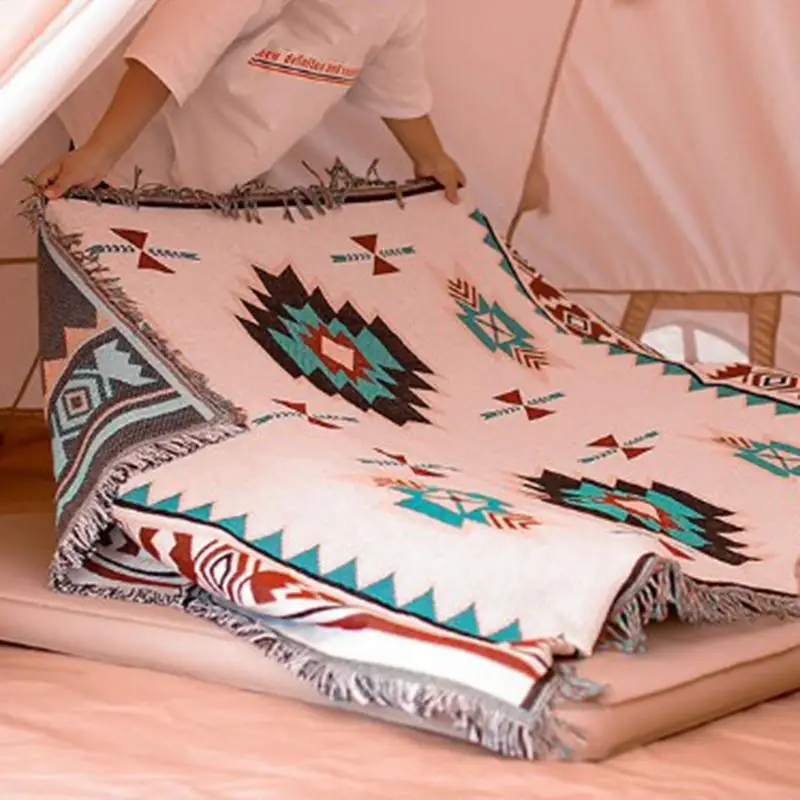 

Tribal Blankets Indian Outdoor Rugs Camping Picnic Blanket Boho Decorative Bed Blankets Plaid Sofa Mats Travel Rug Tassels Linen