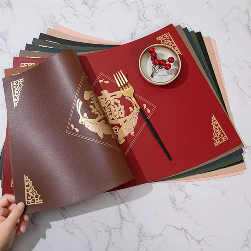 حصيرة طاولة جلد مفرش طاولة للطاولة على الطراز الصيني بألوان مزدوجة حصيرة مانعة للإنزلاق لمكان المطبخ سجادة حامل أكواب مفرش طاولة