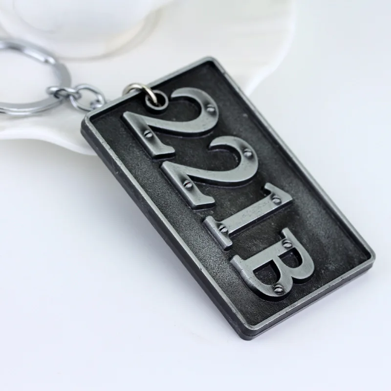 Movie Suspense Detective Sherlock 221b Apartment Keychain Retro Alloy Car Key Accessories Pendant Gift