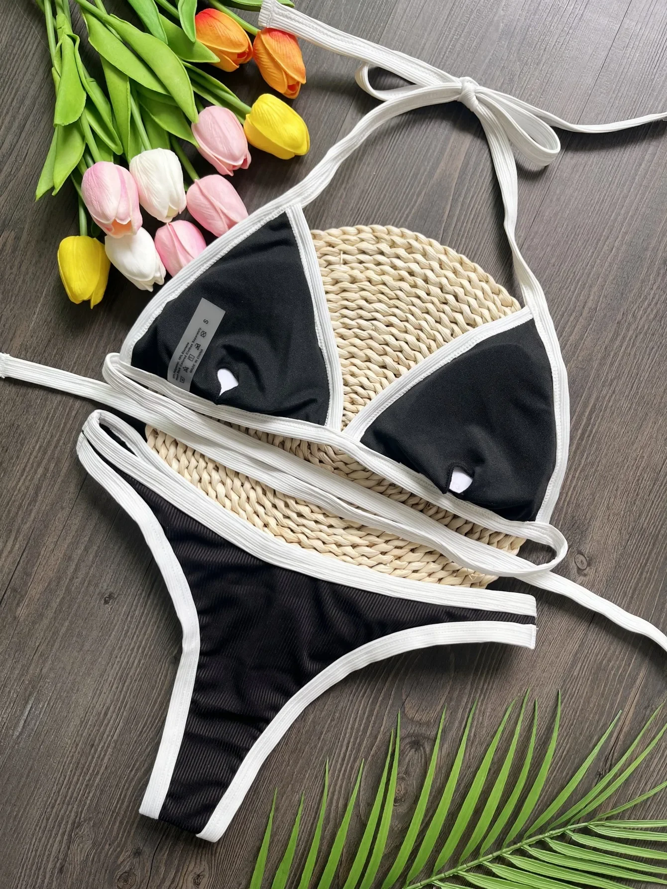 2025Sexy Solid Bikinis Set sexy New Women's Swimsuit Two-piece Triangle Thong Swimwear Bathing Suit Brazilian Biquinis