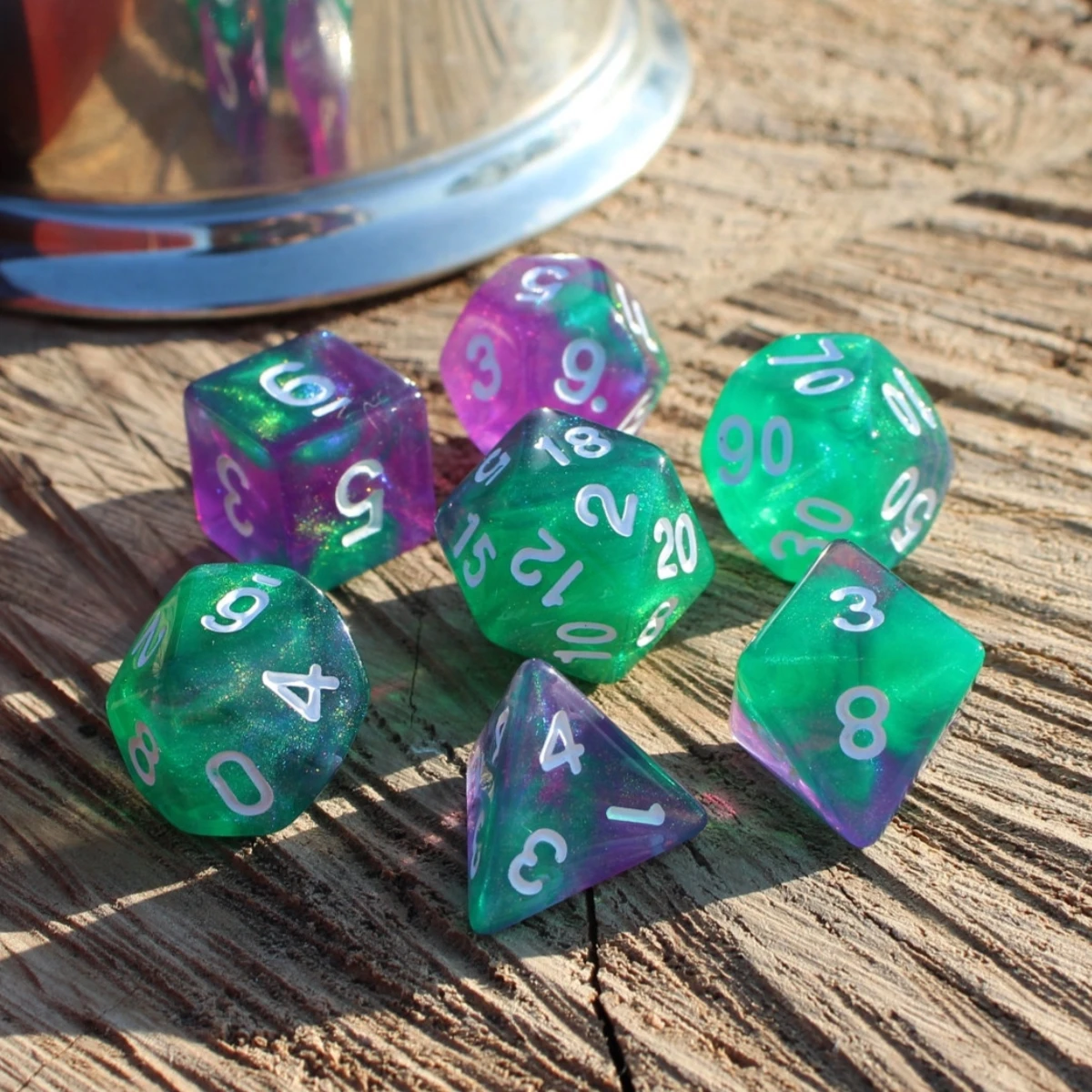 7Pcs/Set Green and Purple Starry Sky Dice for DND Dungeons and Dragons Table Games D&D RPG Tabletop Roleplaying