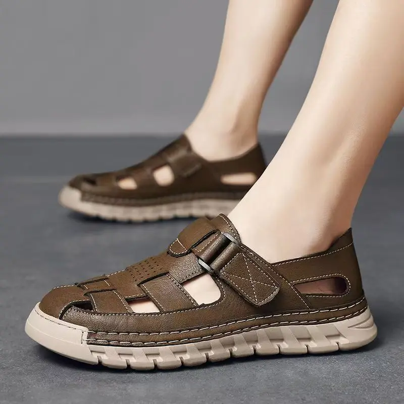 

Men's Summer New Leathe Round Toe Big Size Cave Shoes Soft Sole Breathable High Quality Hand-Sewn Outdoor Velcro Sandals