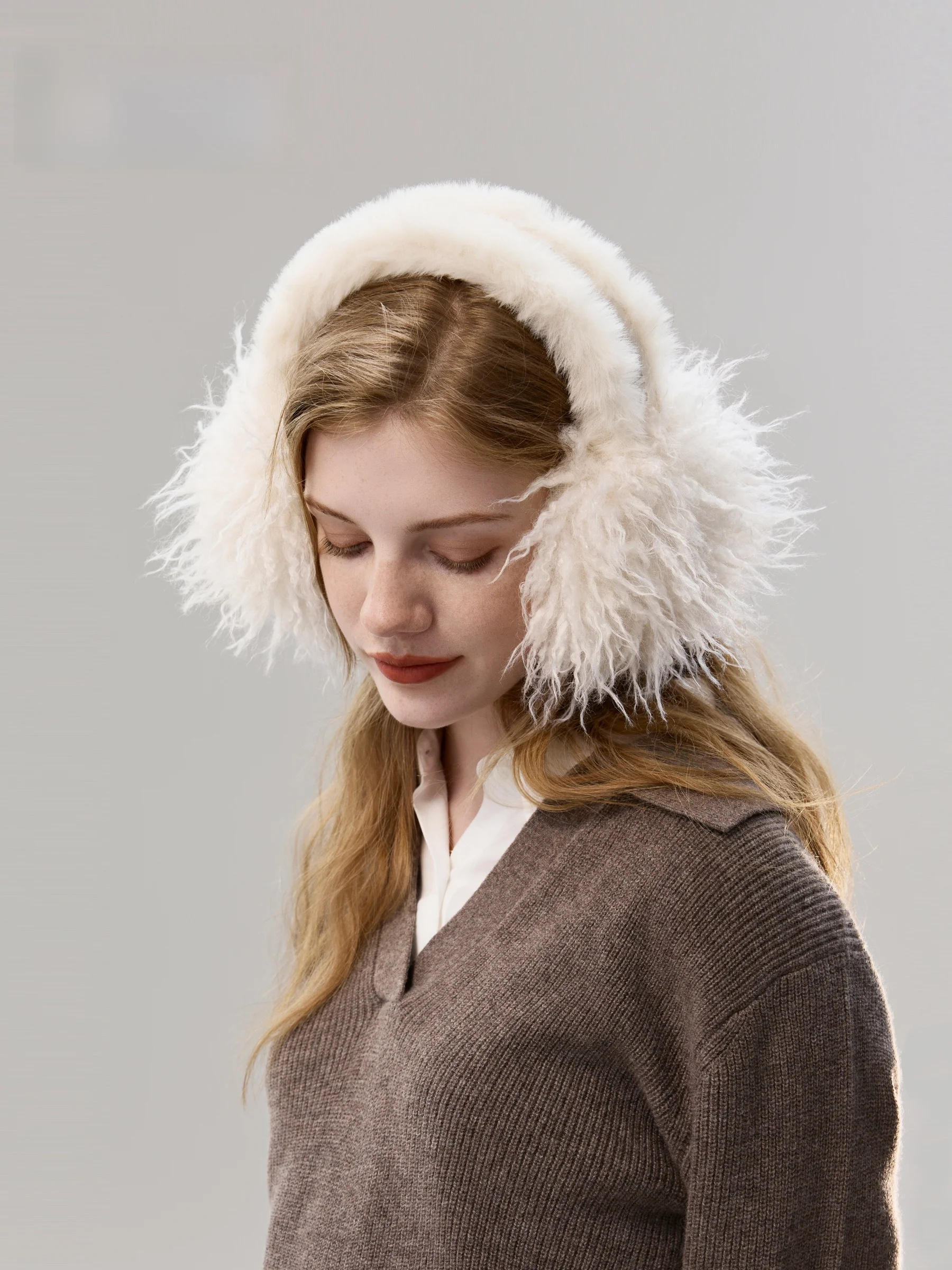 elle-long-plush-ear-muffs-women's-autumn-winter-ear-protection-warmth-fashionable-versatile-commuting-ear-covers-ear-pads