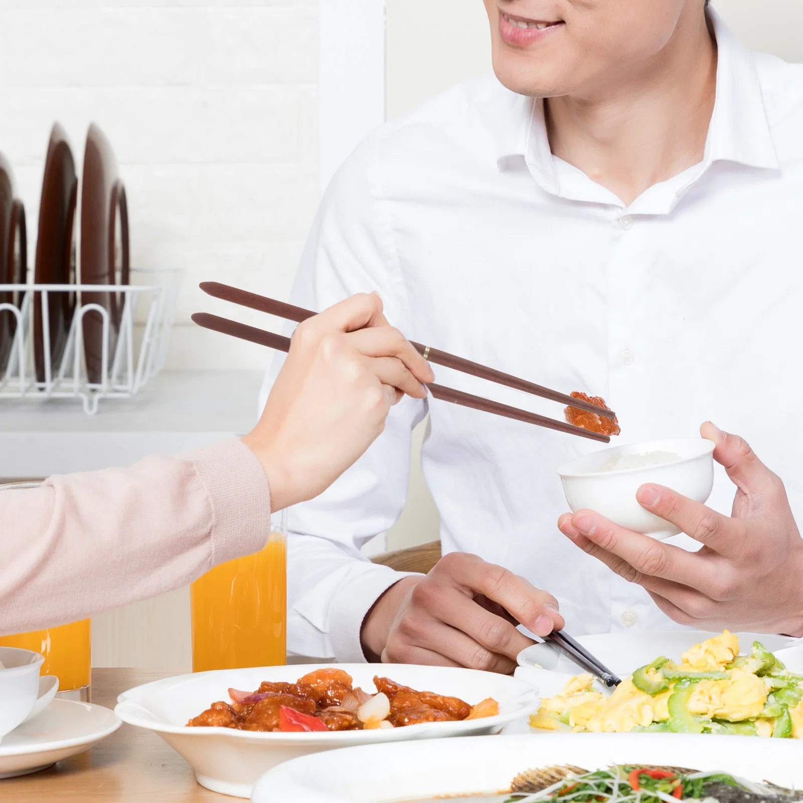 

1pcs 1 Pair Foldable Outdoor Camping Chopsticks Detachable Durable Reusable Lightweight Portable Travel Camping Accessories