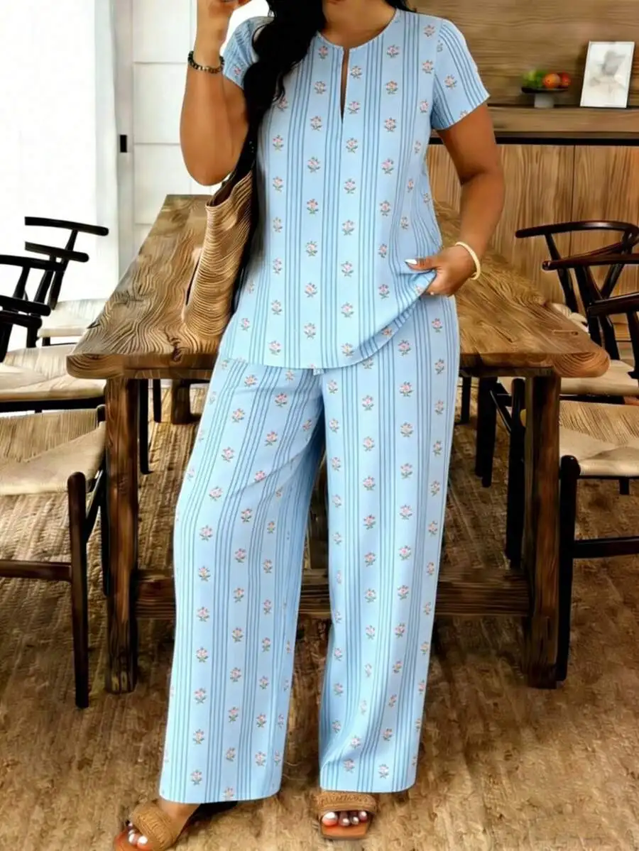 

Light Blue Stripe Floral Print Womens Short Sleeve V-Neck Lounge Set Polyester Breathable