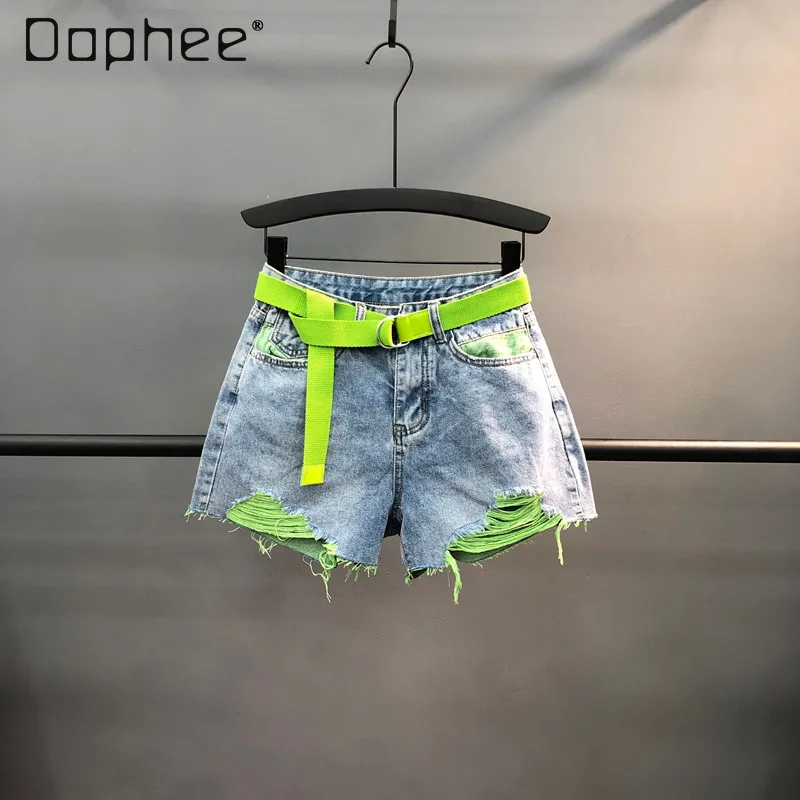

European Station 2026 Summer High Waist Slim Contrast Ragged Denim Shorts Women's Loose Versatile Rough Edge Wide Leg Hot Pants