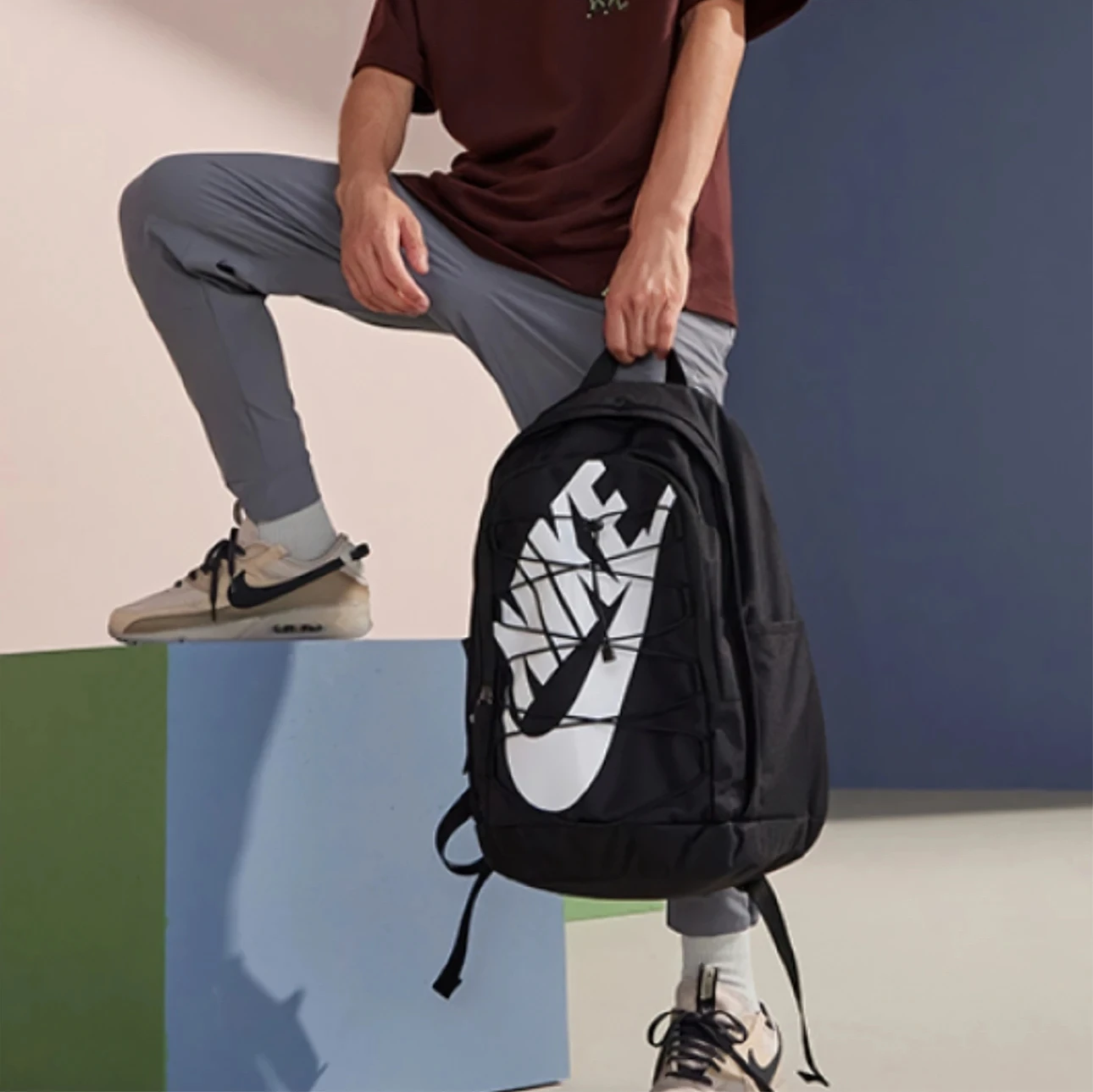 حقيبة ظهر من القماش بشعار كبير من Nike Hayward Strap للجنسين باللون الأسود DV1296-010 #1