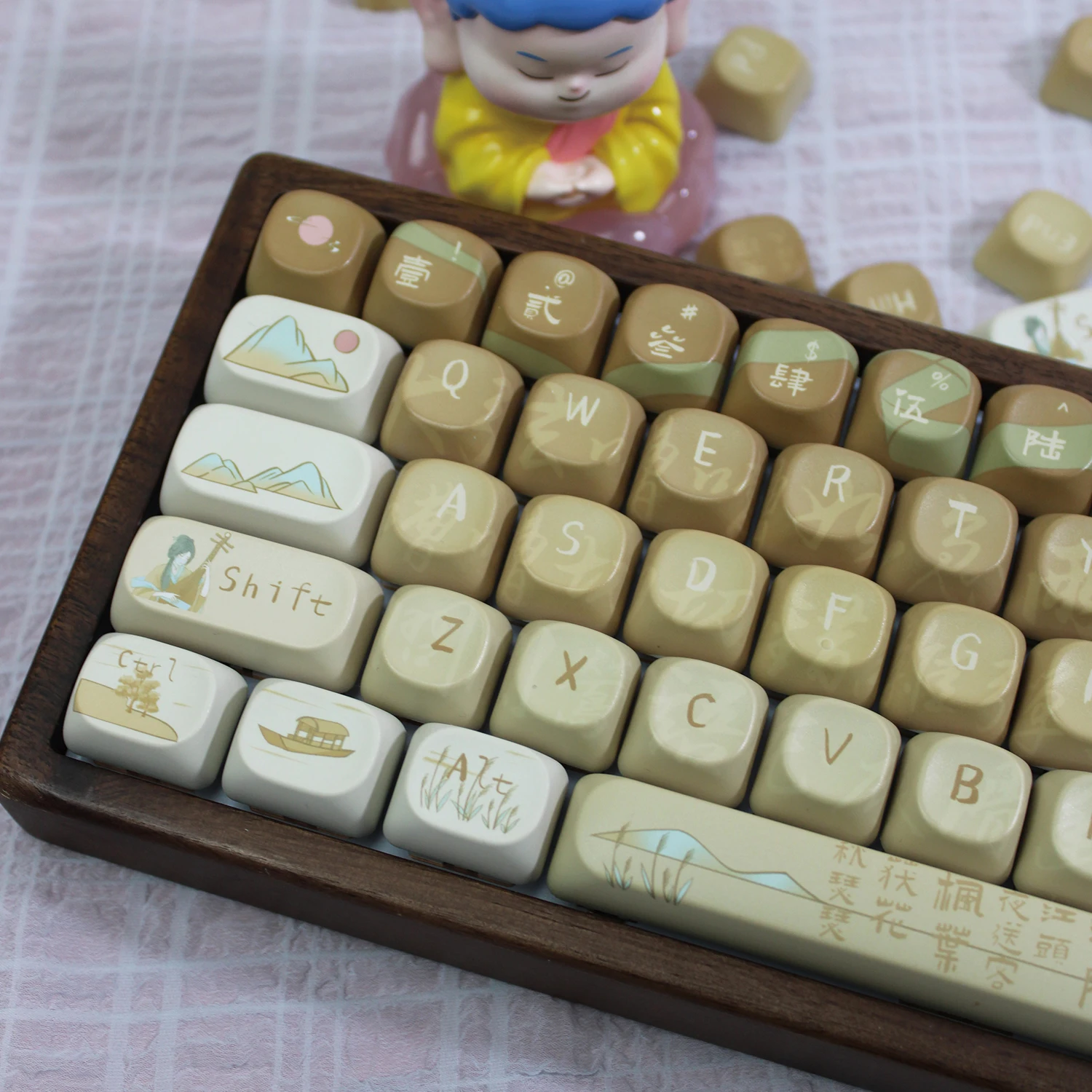 Ancient style and national style wooden tuo tuo keyboard can be light-transmitting PBT full five-sided round ball keycap