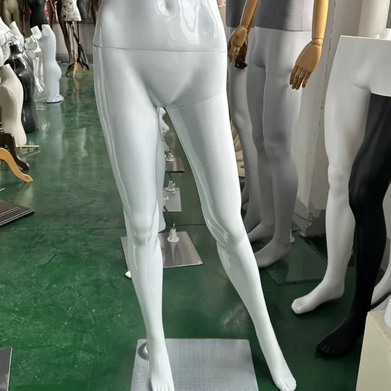 Plastic Spray Paint Mannequin Leg Mold Clothing Display Stand for Women's Pants Store Props 2025 Fashion Retail Showcase