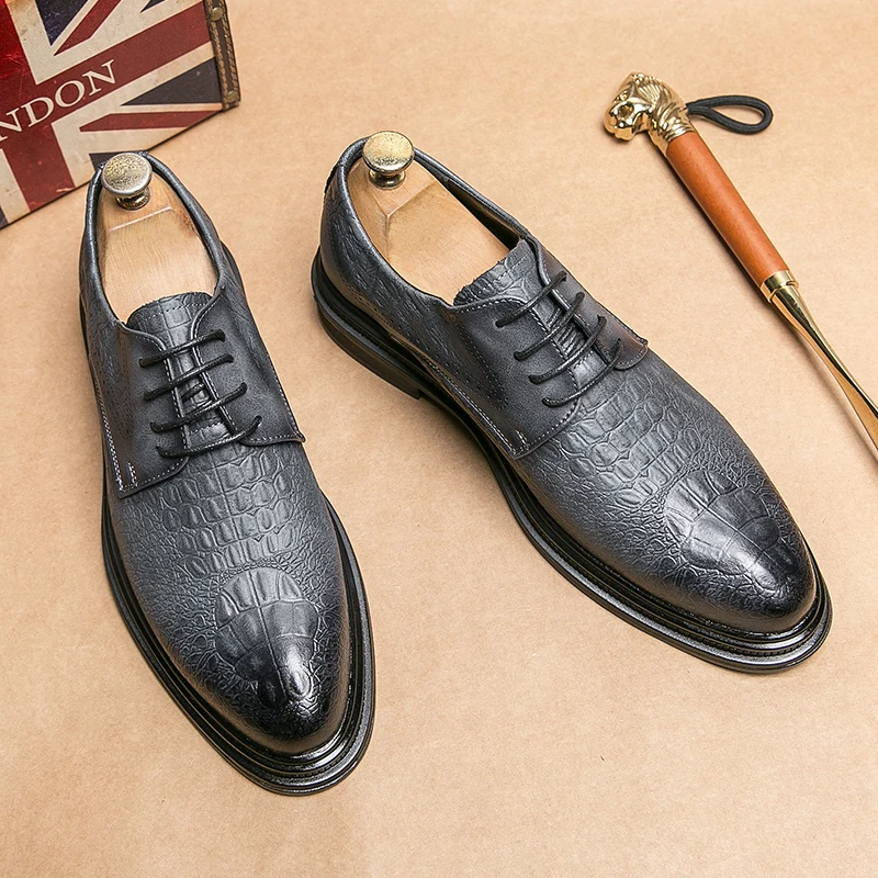 New Gentleman Designer Men's Pointed lace-up Shoes Black Gray Wedding Shoes Formal Dress Footwear