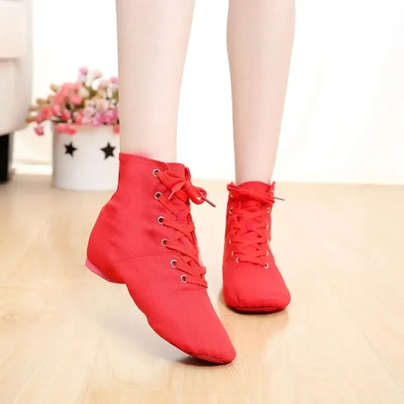 

Women's Ballet Shoes Lace Up Canvas Mens Jazz Dance Shoes Lightweight Non Slip Ankle Boots Soft Sole Comfortable Women Men Shoes