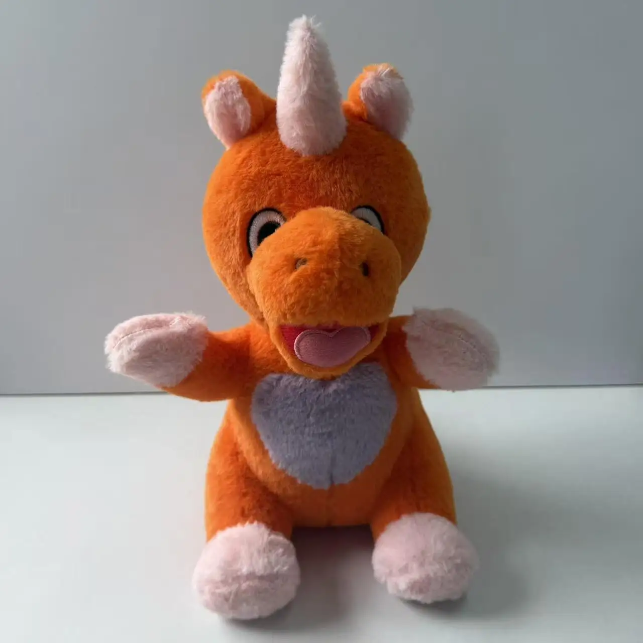 Neues Anime Buddy The Unicorn Plüschtier, süßes Buddy Plüschtier, weiches, gefülltes, rosa Hasen-Betty-Plüschtier, Kawaii-Sammelplüschtier, Geschenk für Fans – Detail 11