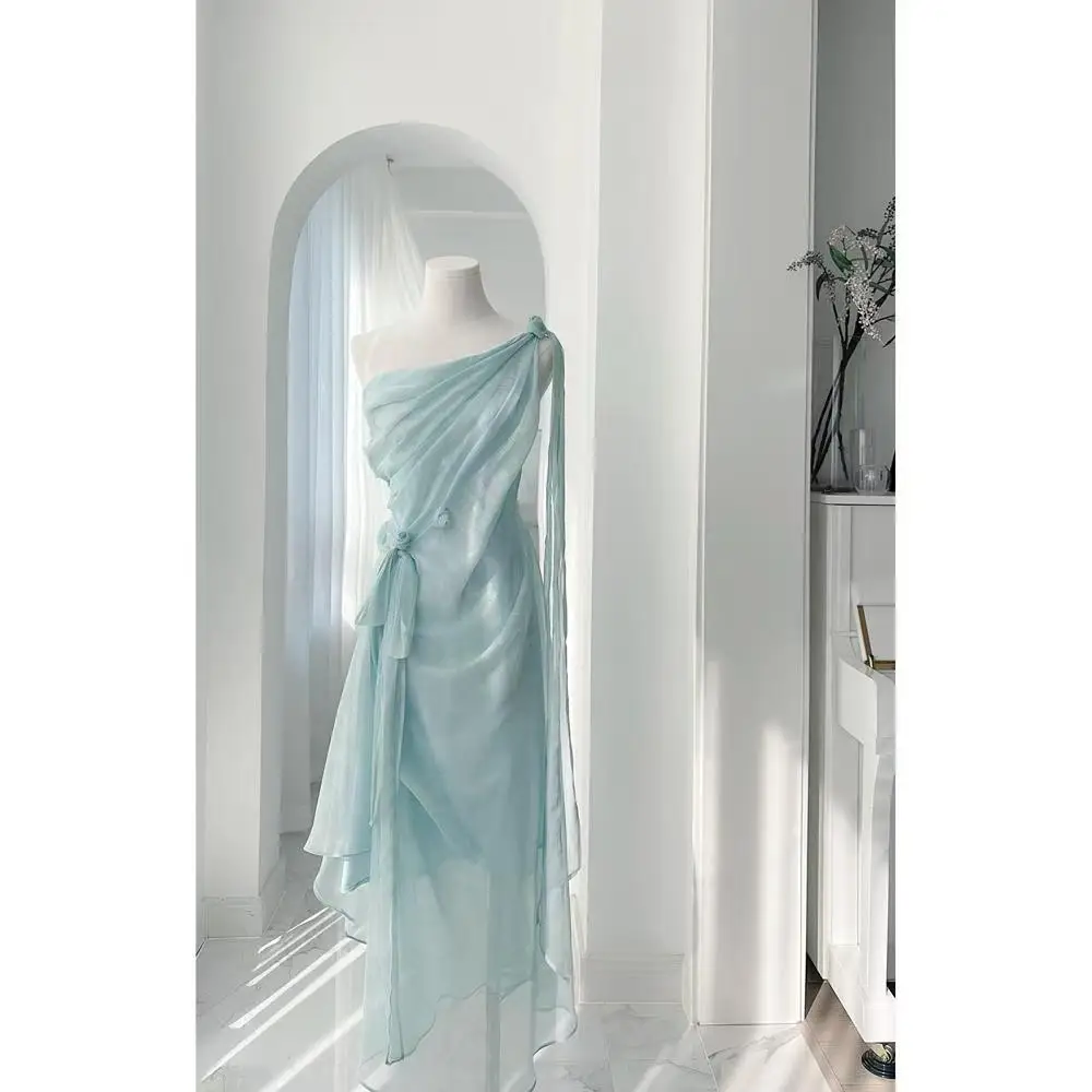 ฤดูร้อนชุดผู้หญิงใหม่ High-end ออกแบบ Niche อุณหภูมิภาษาฝรั่งเศสคํา Elegant สไตล์ Niche Chic เอวปิดชุดปิดไหล่