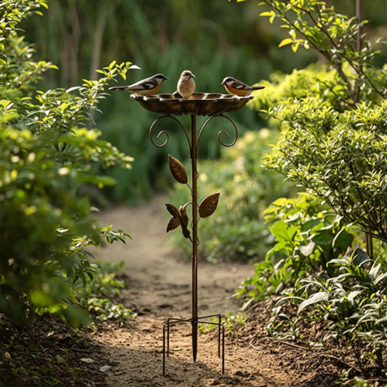 Lotus Bird Bath Outdoor Bird Bath Stake Metal Decorative for Gardeners, Garden, Flower Bed