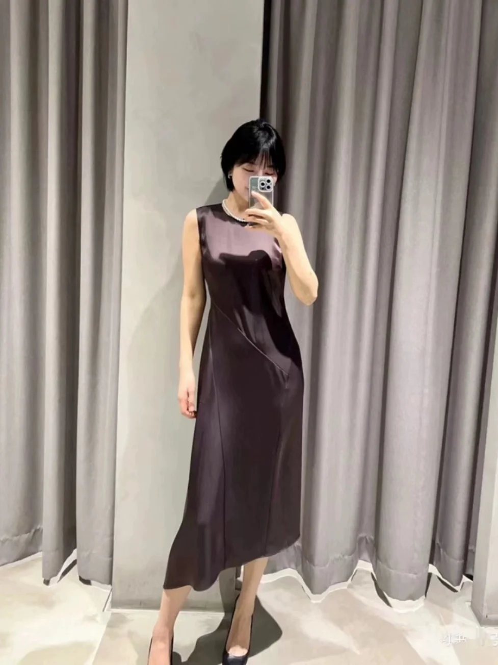 

Ele Tee-acetate Blend Svel round Ne Dr Faionable New Satin Feel High Waist A-Line Gown for Ladies Commuting