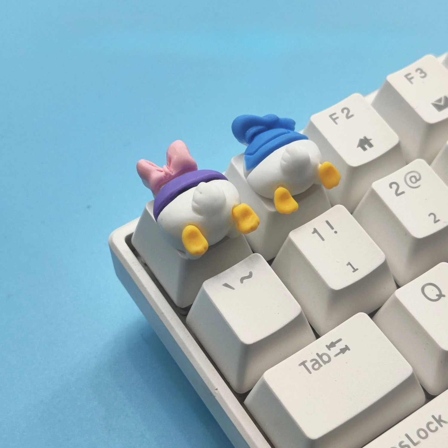 

Creative Cartoon Cute Duck Butt Keycap for Cherry Axis Cross Axis Mechanical Keyboard Personalized Key Caps Ornament