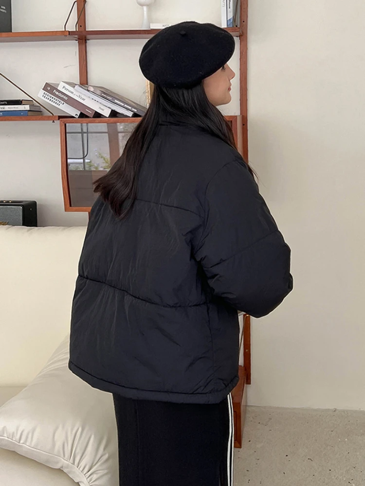 Parka da donna adorabile ed elegante tutto-fiammifero stile coreano bottone in corno streetwear caldo prevalente pantaloni a vita bassa colletto alla coreana semplice inverno