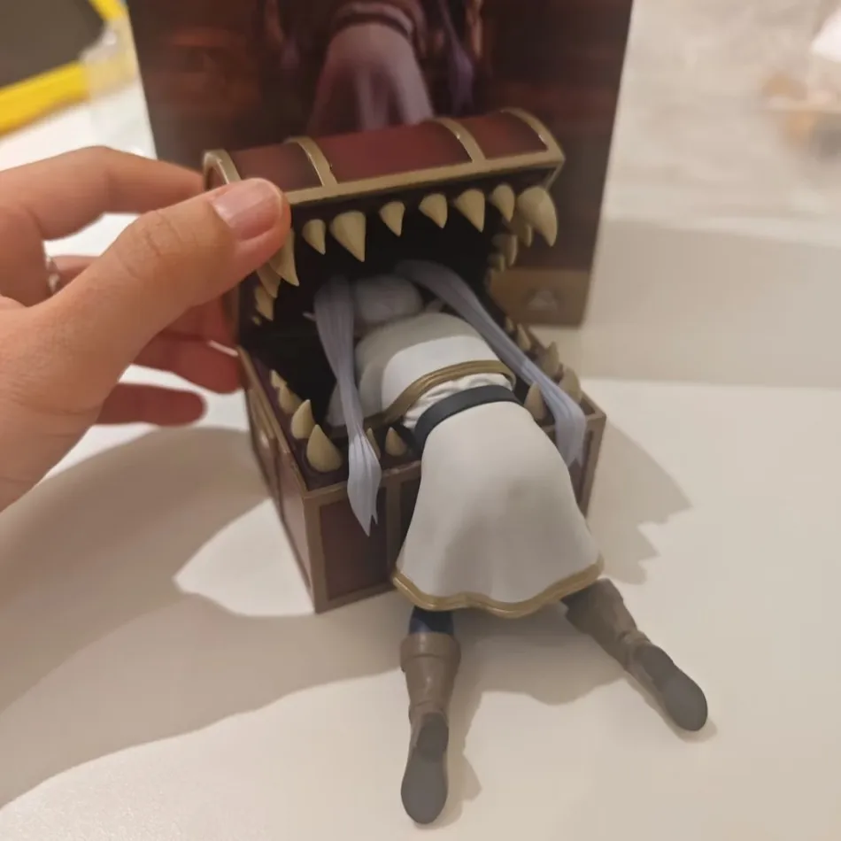 Frieren: Ponad Koniec Podróżi Skrzynia Skarbów Frierena Figurka Anime Potwór Fern Korek do Nudli Figurka Akcji