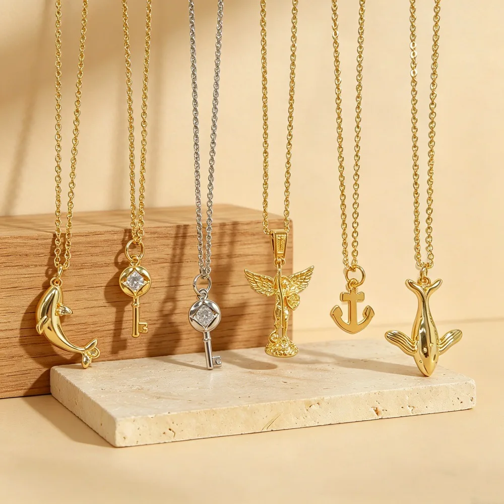 New Ocean Element Copper Plated 14k Gold Whale Squid Jellyfish Starfish Conch Necklace Pendant Necklace, Collarbone Chain
