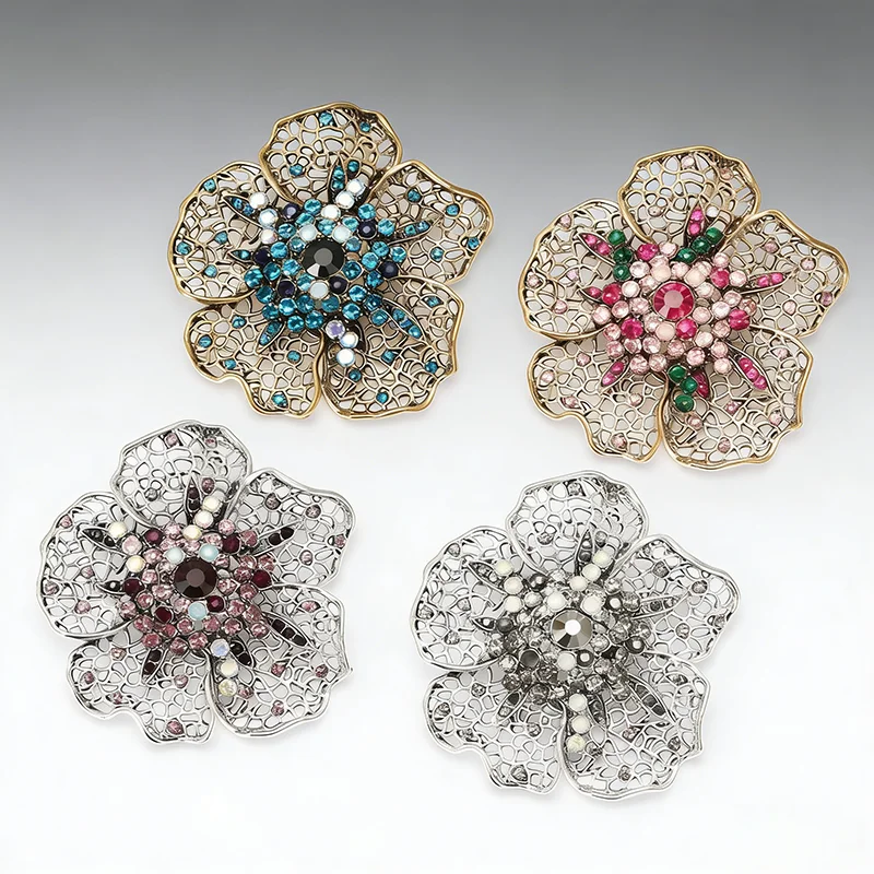 Vintage Heavy Colored Rhinestone Flower Brooch Pre-loved Versatile Women's Suit Shawl Corsage Ornament Pin Luxury Jewelry