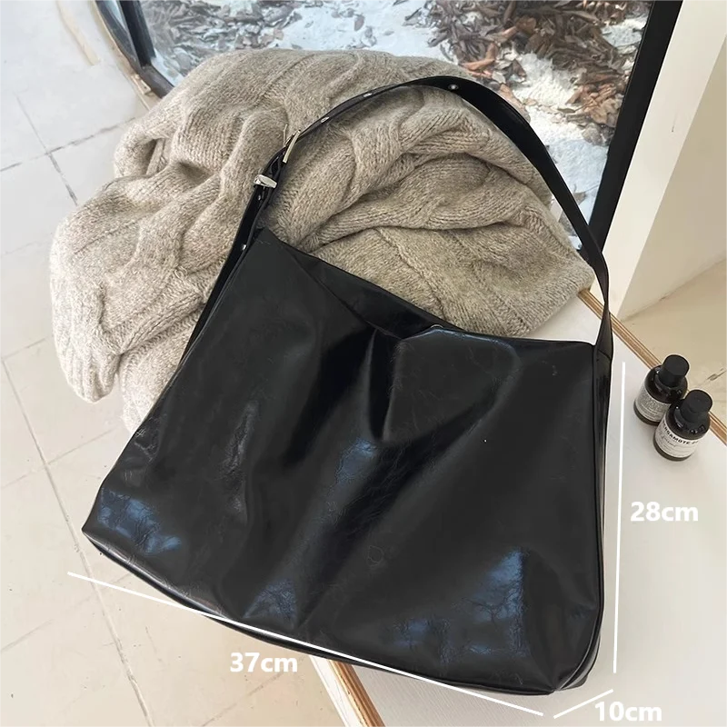 Koreańskie nowe torby Crossbody dla kobiet na co dzień czarne torby na ramię o dużej pojemności moda dojeżdżające do pracy torebki ze skóry