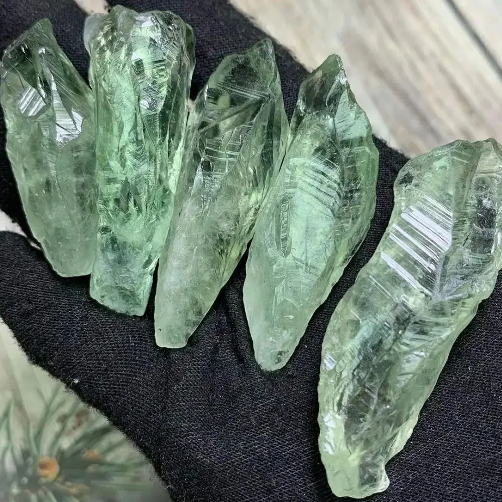 Quartz vert naturel brut, cristal de guérison, pierre spirituelle pour la méditation