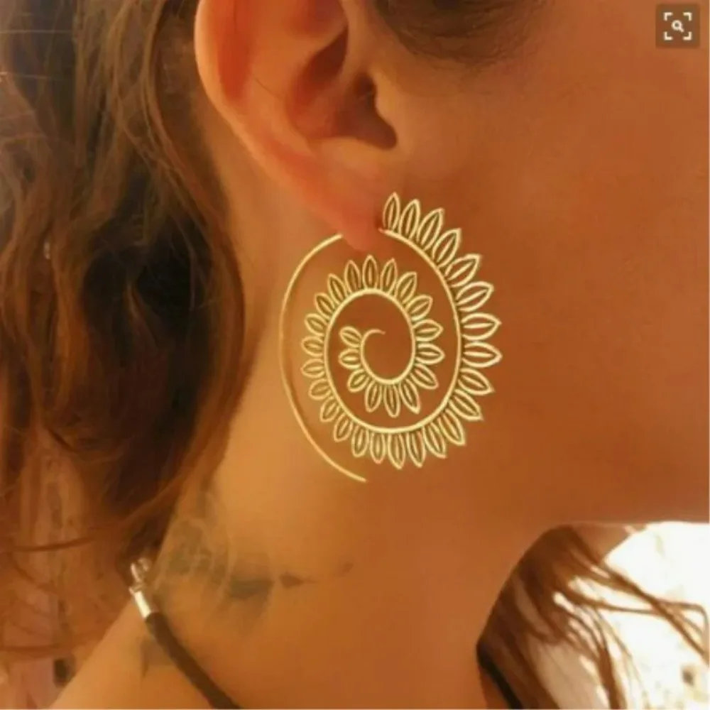 Ethnic Jewelry Swirl Hoop Earring For Women Gold Color Geometric Earrings Steampunk Style Statement Party