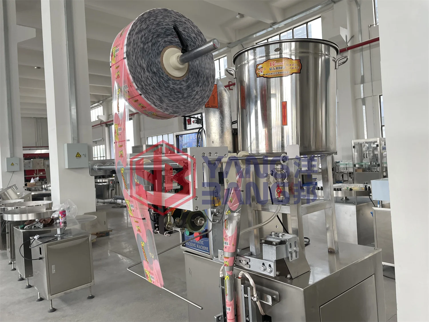 YB-330Y Freezit Jelly Stick Packing Machine Liquid Juice Ice Candy Bag Packing and Sealing Machine