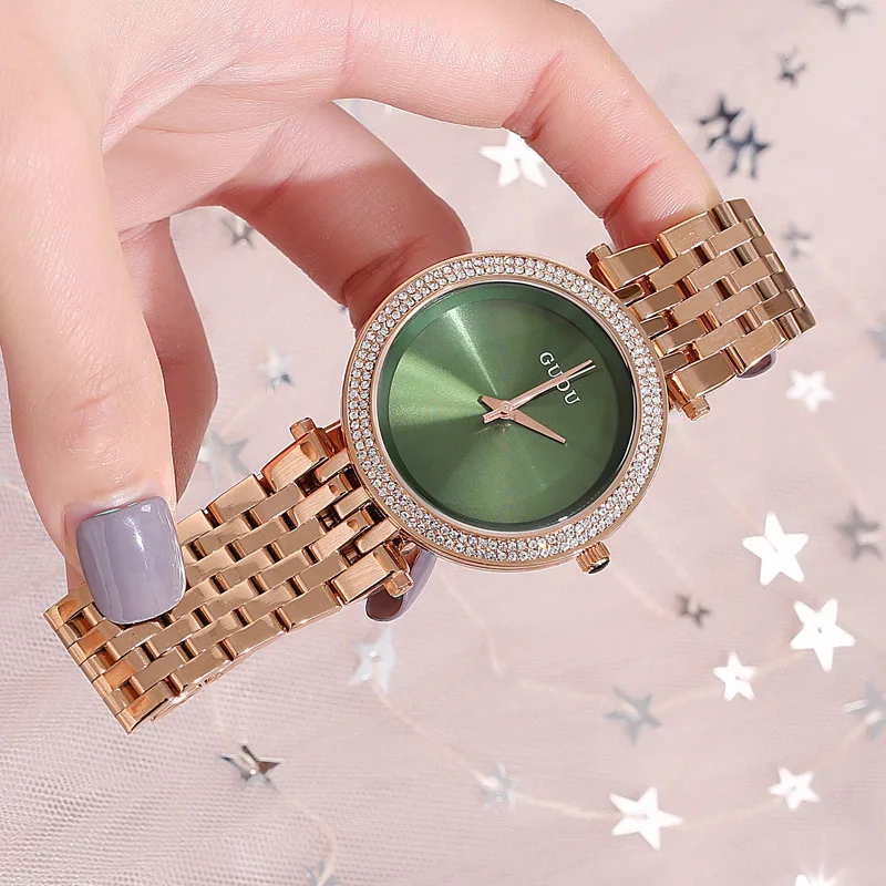 ساعة نسائية بحزام ستانلس ستيل، أنيقة وأنيقة، ساعة كوارتز عصرية للنساء، تصميم بسيط، ساعة يد للسيدات.