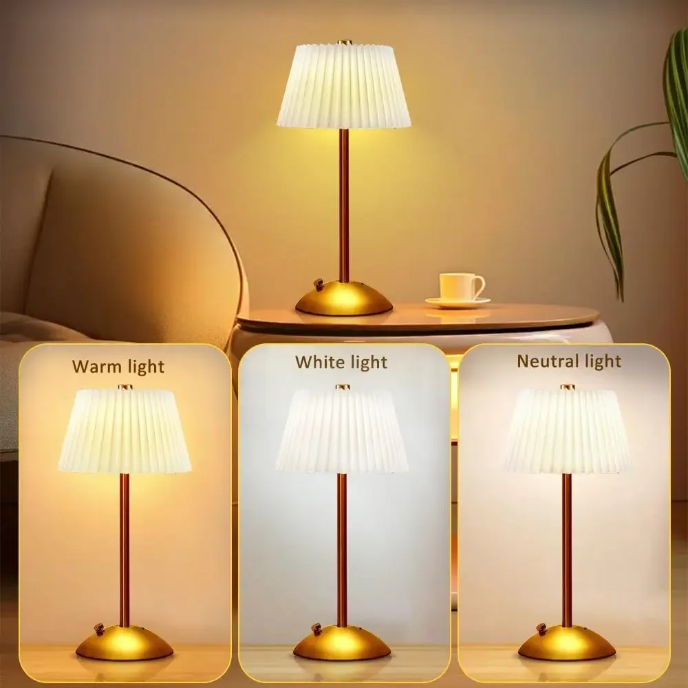 Lampada da scrivania con carica francese di tipo C con paralume in tessuto Lampada creativa touch dimmerabile wireless Luce ambientale portatile per soggiorno