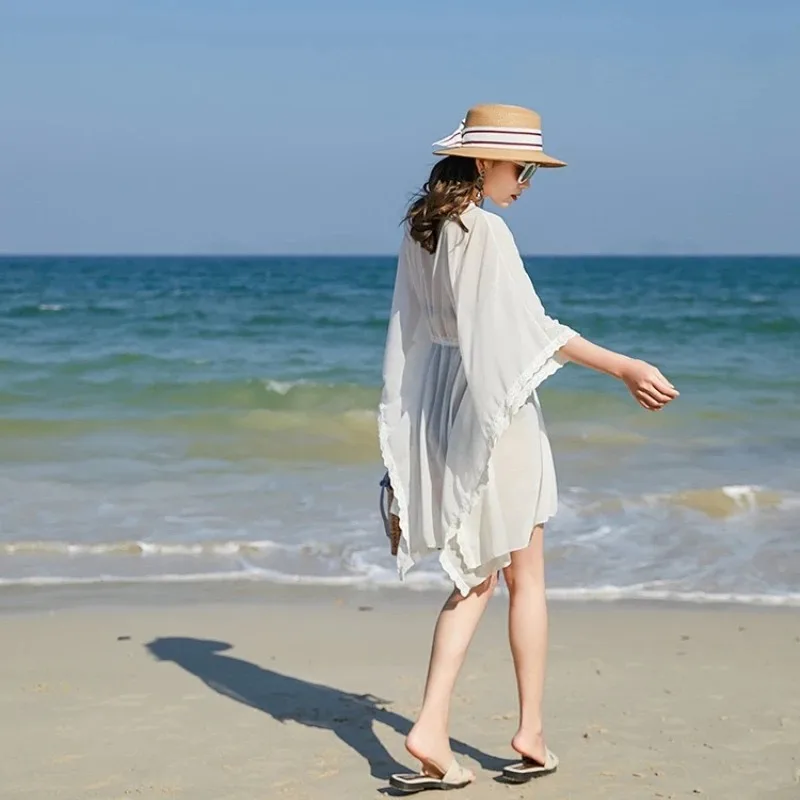 Cardigan in pizzo bianco per le vacanze al mare, protezione solare in chiffon da spiaggia, con cappuccio, scialle allentato per aria condizionata, copricostume estivo