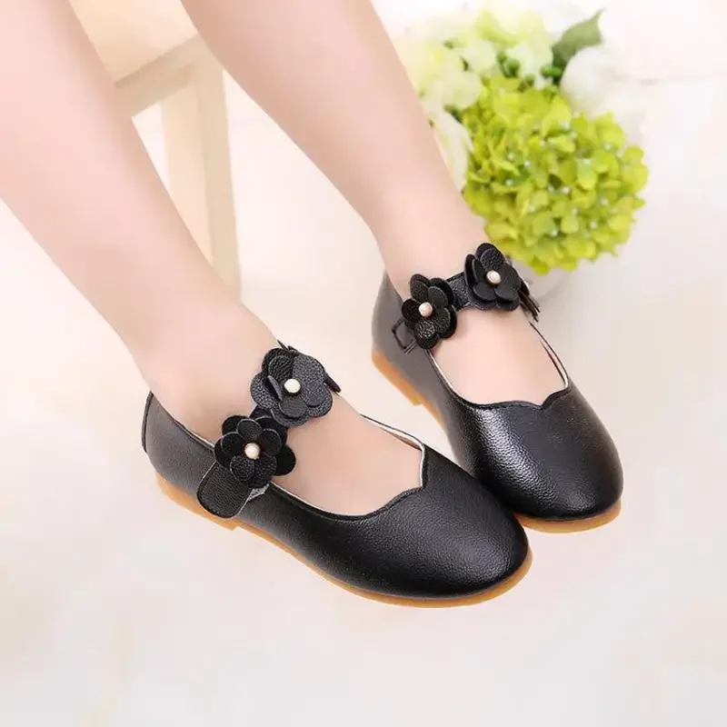 2019 summer Girls Princess Leather Shoes For Children Dress Shoes Sandals Flowers Fashion White Wedding Kids School Flat Shoes