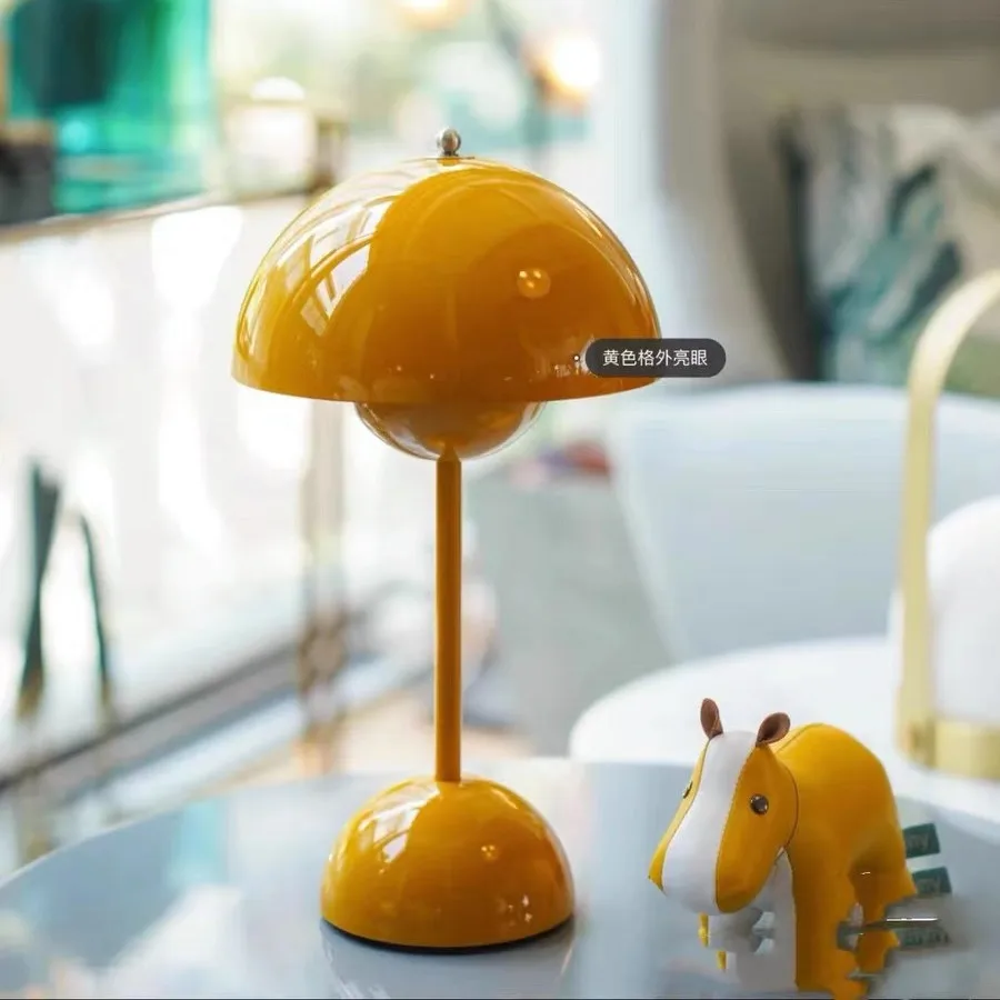 Lampe de Table en forme de bourgeon de fleur, Rechargeable, Style crème, pour chambre de fille, luxe, veilleuse de chevet, décoration de mariage pour fille