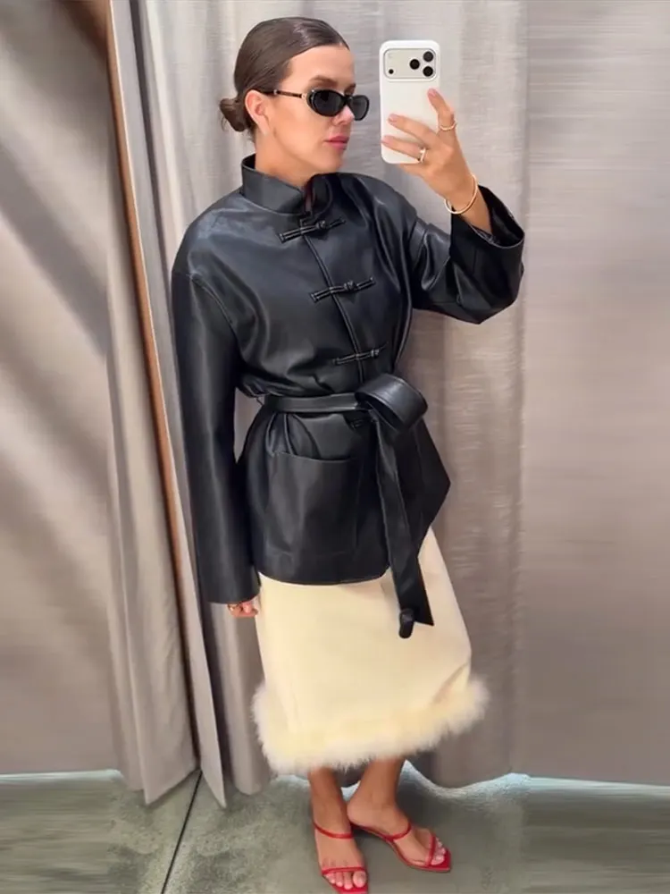 Damen Kunstlederjacken mit Stehkragen, Froschknöpfen und Gürtel, Streetwear, Langarm, Einreihig, Lockere Oberbekleidung – Detail 33