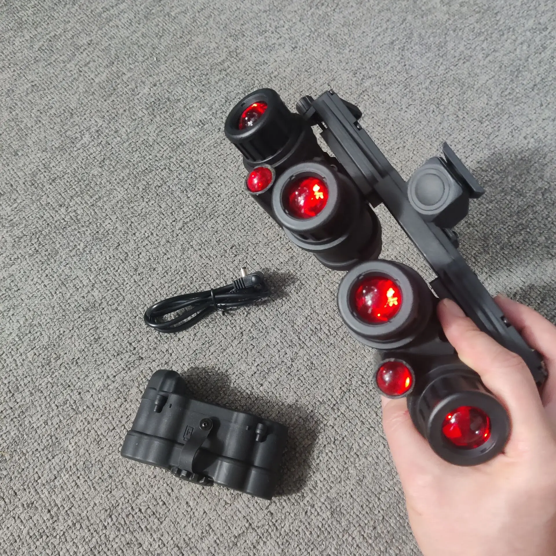 戦術ヘルメット 6 目ナイトビジョンゴーグル NVG ダミーモデル