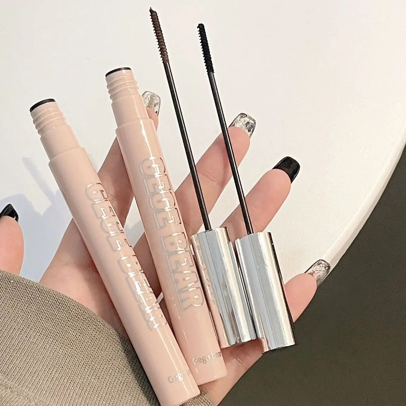 Gege ours mascara imperméable mince frisé tête de brosse fine ne tache pas étendue mascara longue durée