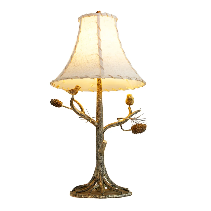 Oriental aesthetic design desk lamp, rural retro style artificial bird pine cone creative desk lamp, suitable for bedrooms
