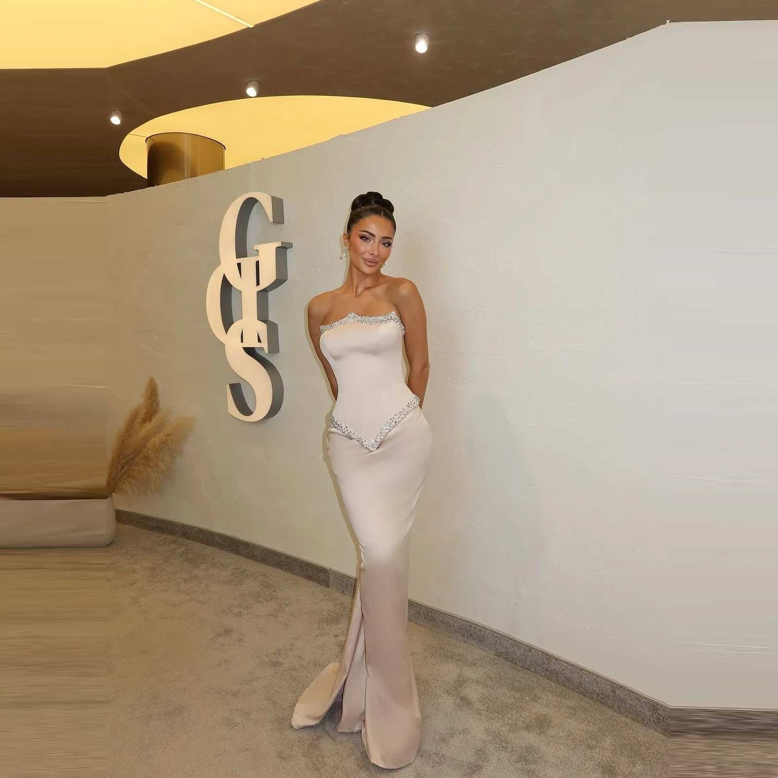 Elegant Strapless S… - image