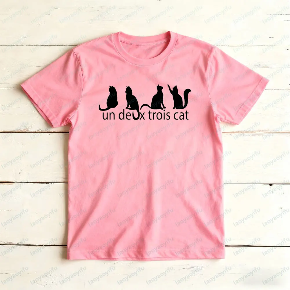Un Deux Trois القط تي شيرت القط أمي أبي هدية قميص التعاقد تصميم الجرافيك المطبوعة التي شيرت النساء الرجال للجنسين عادية القطن المحملة #6