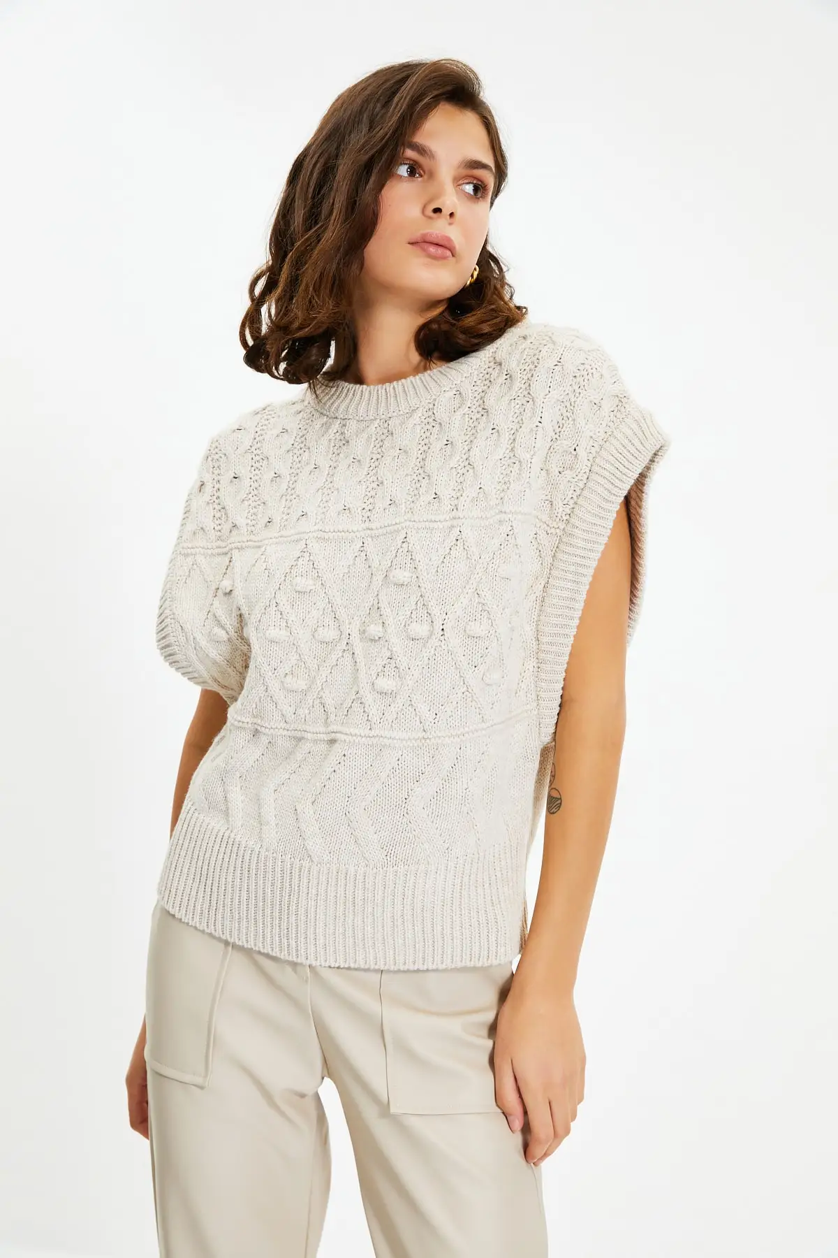 Stone Knitted Detailed Knitwear Sweater. 100% cotton sweater. Special design women's clothing. High quality fabric.