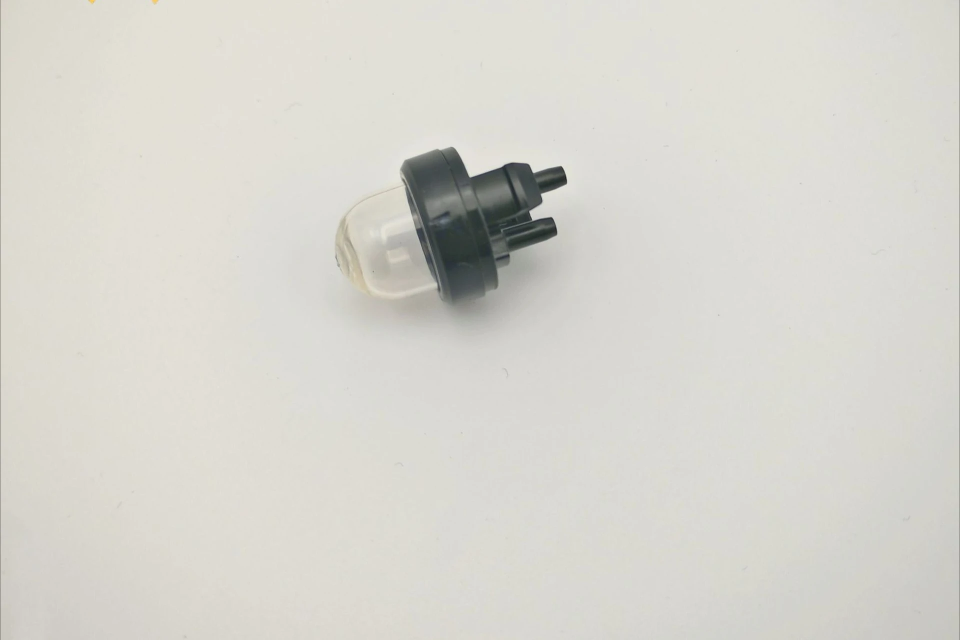 

Подходит для бензопил: прозрачный резиновый кожух, маленькая масляная чашка, масляный бачок Hushua Komatsu, масляный бачок карбюратора Steele в сборе.