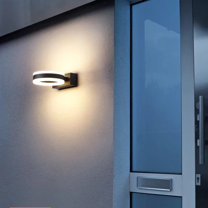 

Modern Waterproof LED Outdoor Wall Light Simple Garden Balcony Garden Light with Solar Power Supply