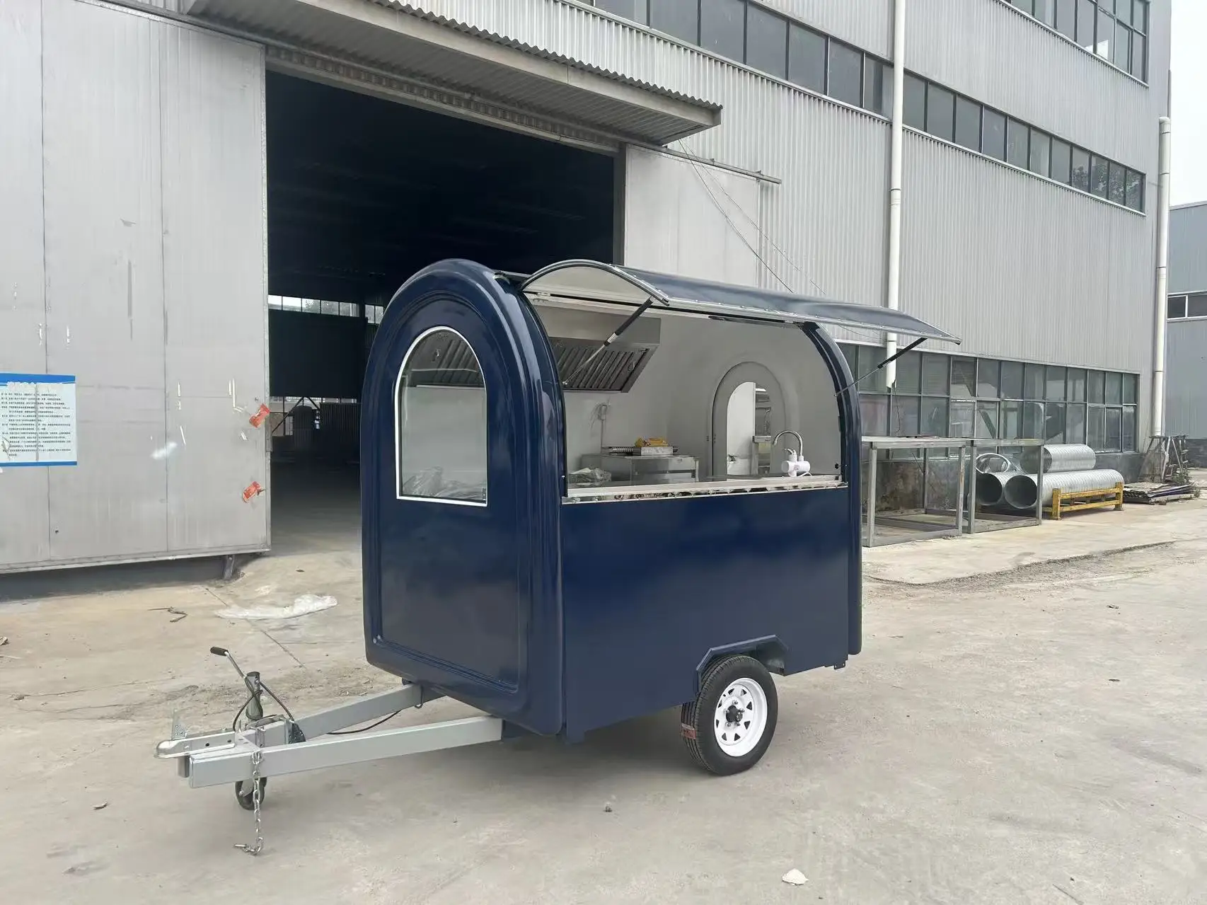 

Auction Used Food Trailers in Vegas & Adelaide Food Concession Trailers for Sale in California