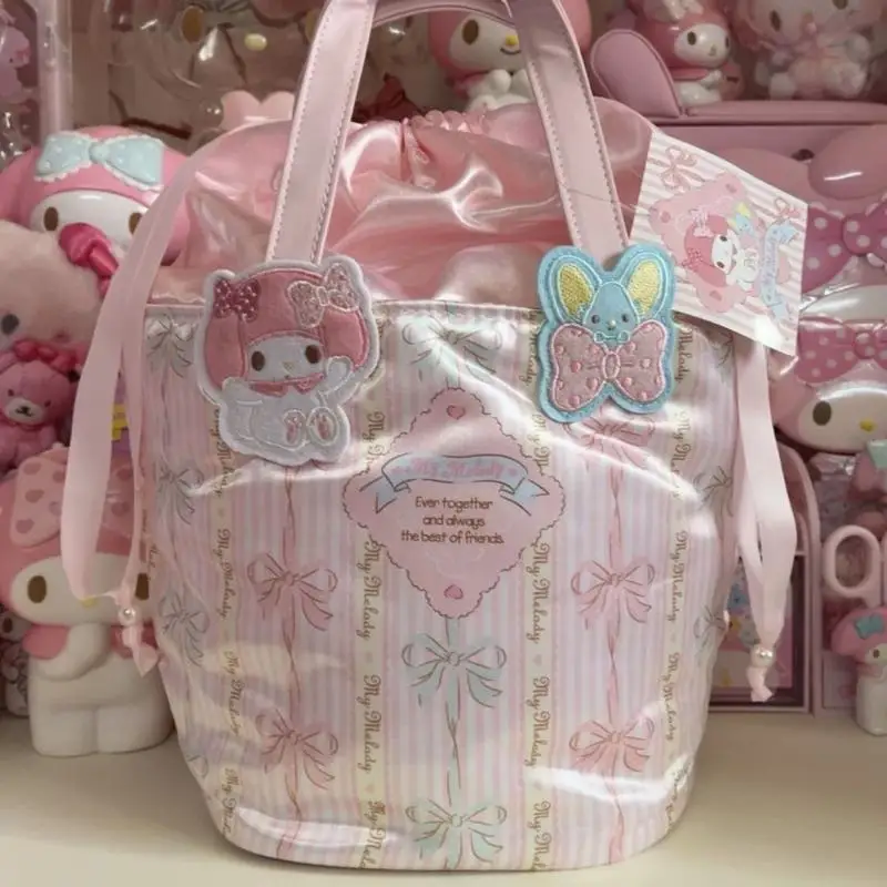 

Милый Sanrio, моя мелодия, женская сумка на шнурке, атласный блеск, мультяшный принт, маленькая сумка, подарок для девочки на день рождения