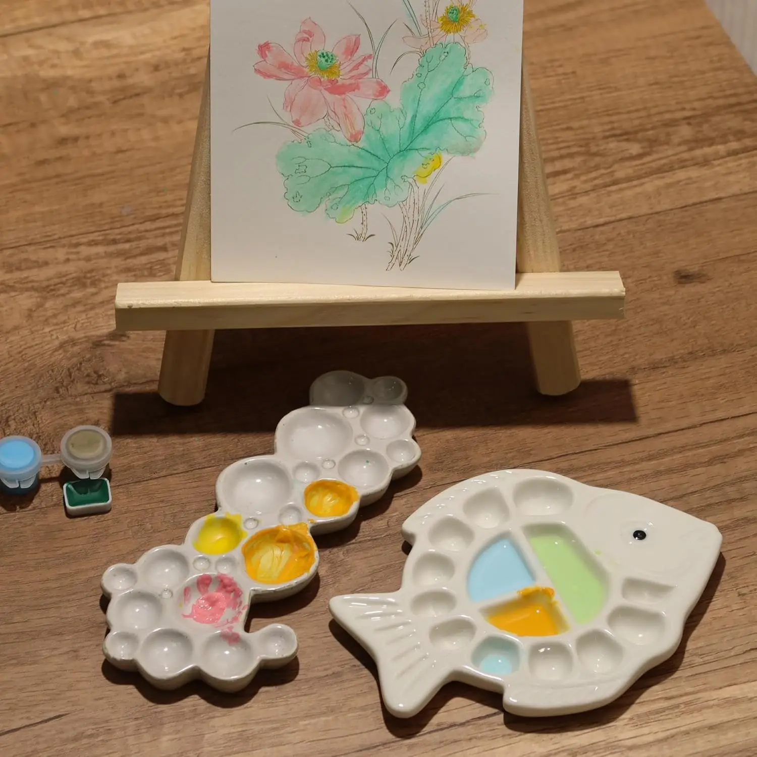 Uniquely Designed Ceramic Palette, Eye-catching Ceramic Palette