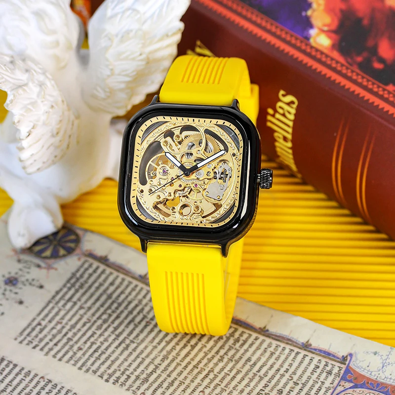 

Мужские повседневные спортивные часы с желтой лентой и изысканным резным циферблатом, турбийоном, полностью автоматическими механическими наручными часами.