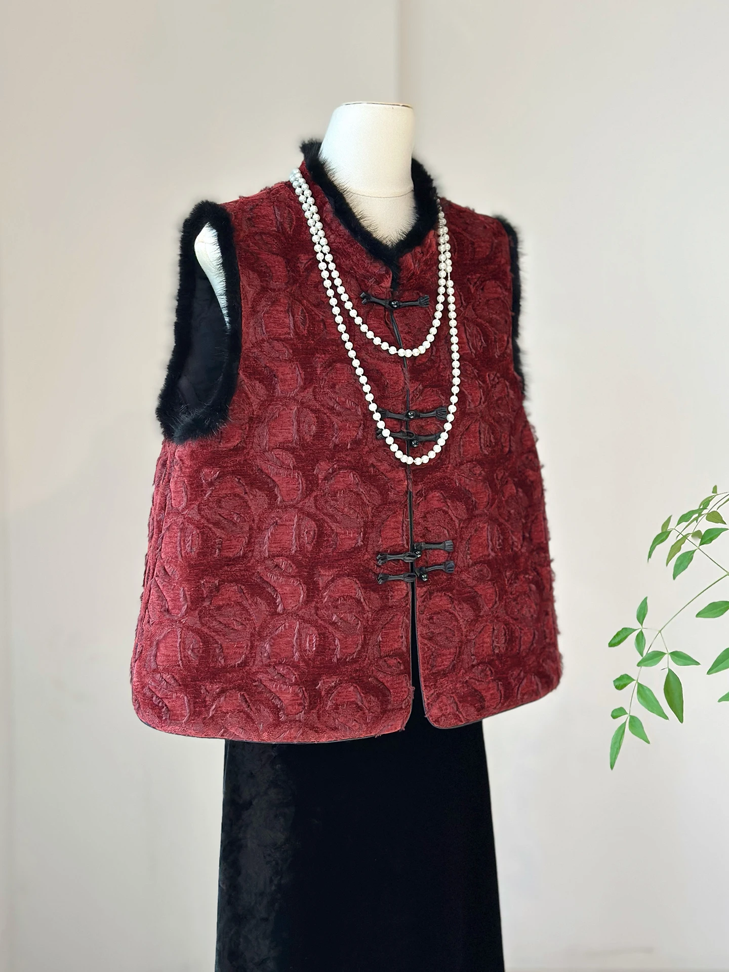 

High-End Red New Chinese Vest Cotton Padded Thickened Winter Wear Warm National Style Retro