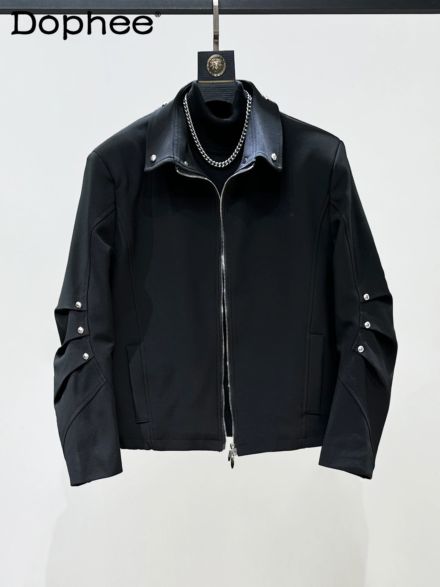 

Fashion Men's Autumn Rivet Pleated Design Short Jacket Loose Casual Turn-Down Collar Long Sleeve Black Jacket for Men