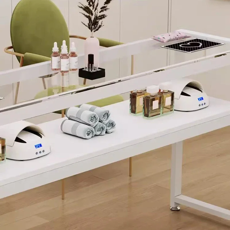 Creative Simple Nail Table Nordic Aestheticglamour Unique Nail Desk Space Saving Vintage Biurko Do Manicure Salon Furniture